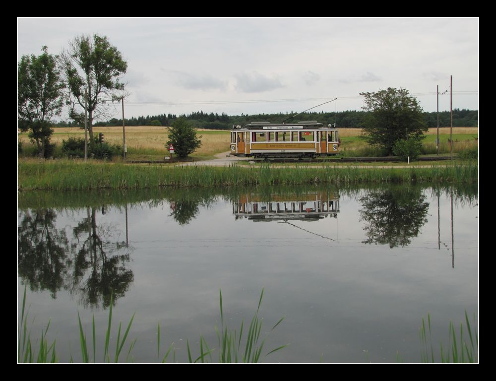 Landschaft beim dänischen Straßenbahnmuseum Skjoldenaesholm (DK)