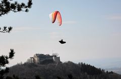 Landschaft Burg Flieger cr6-A0370 