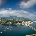 Landschaft - Hafenstadt von Ischia