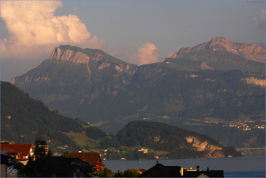 Landschaft im Abendlicht