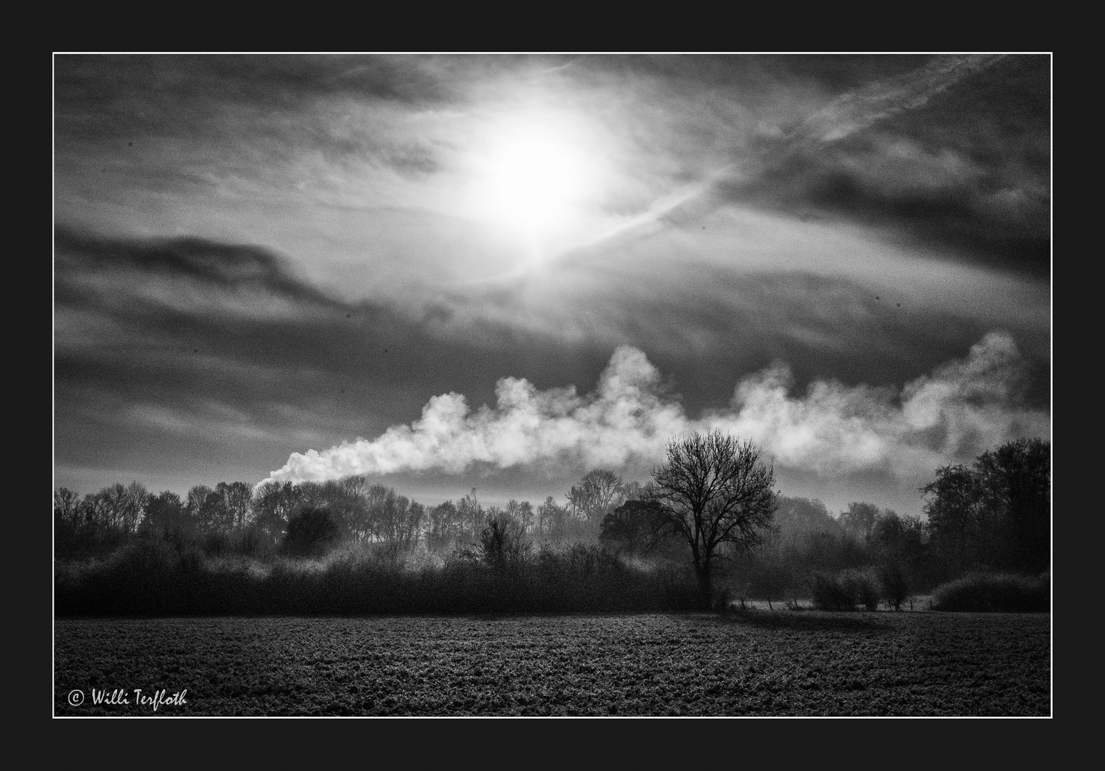 Landschaft im Gegenlicht