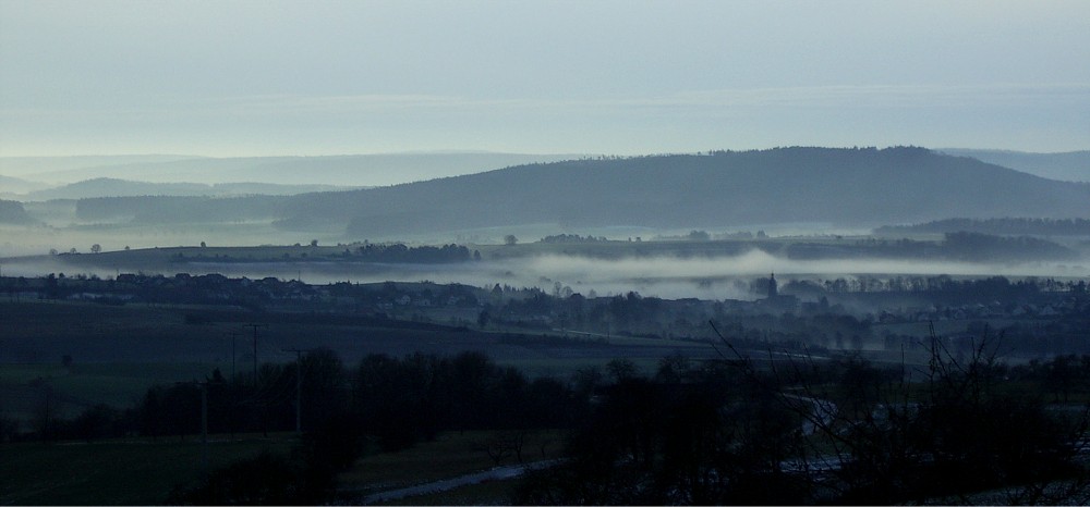 - Landschaft im Morgentaumel -