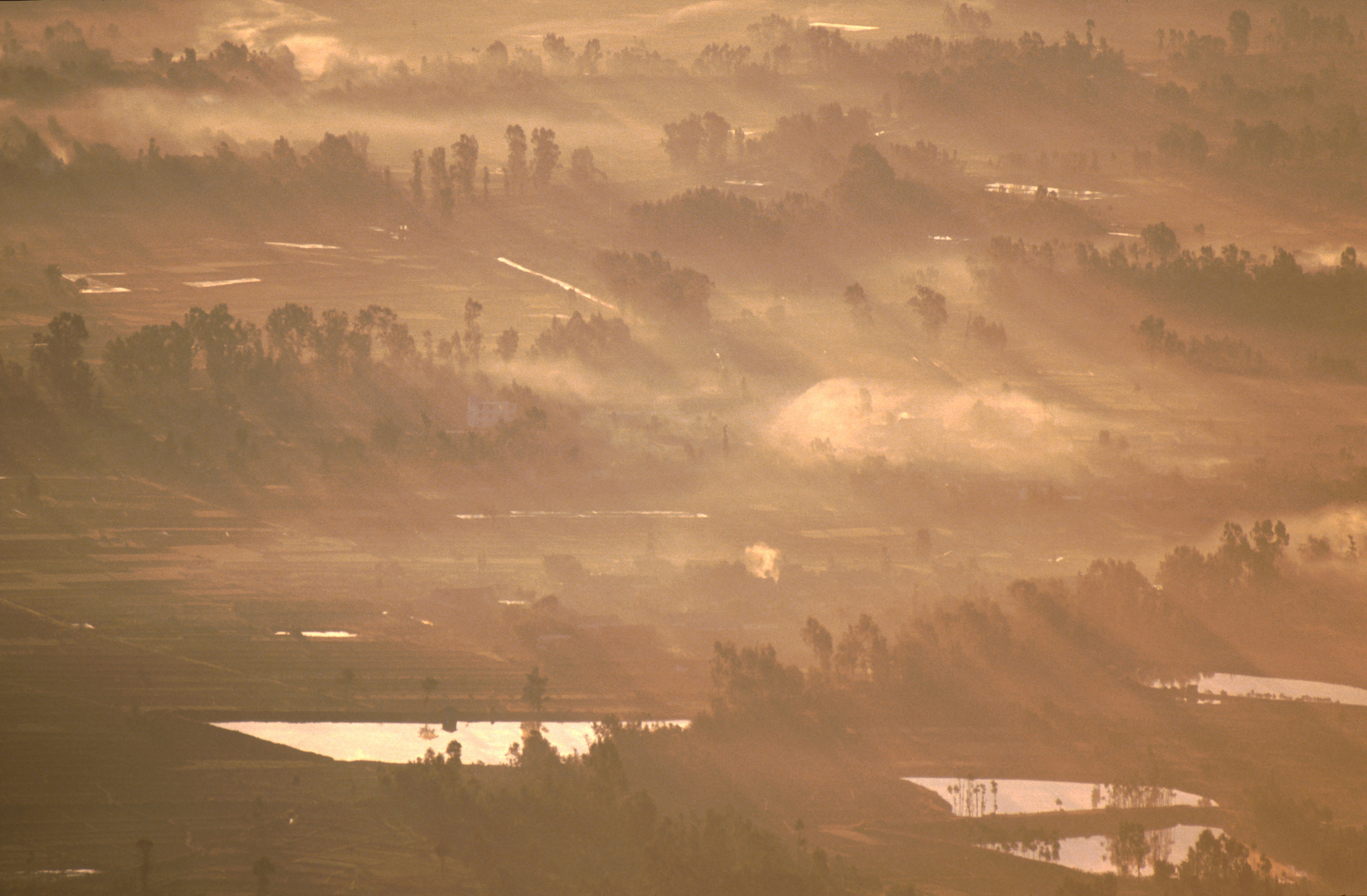 Landschaft in Südchina im Morgenlicht