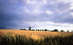 Landschaft mit Mühle