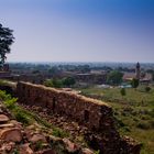 Landschaft mit Ruinen bei Fathepur Sikri