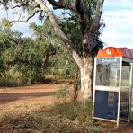 Landschaft mit Telefon