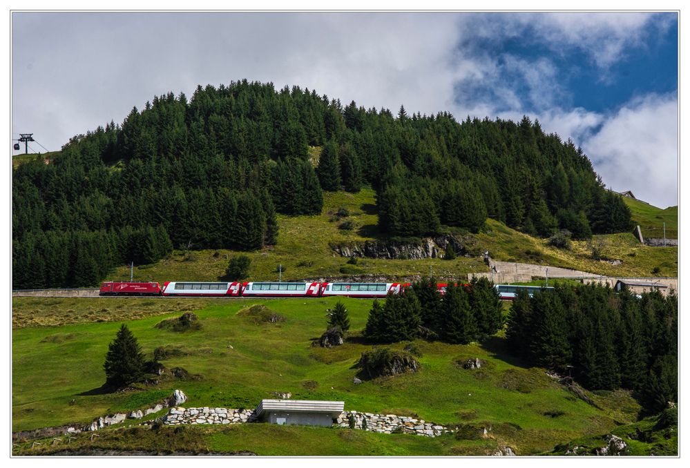 Landschaft mit Zug