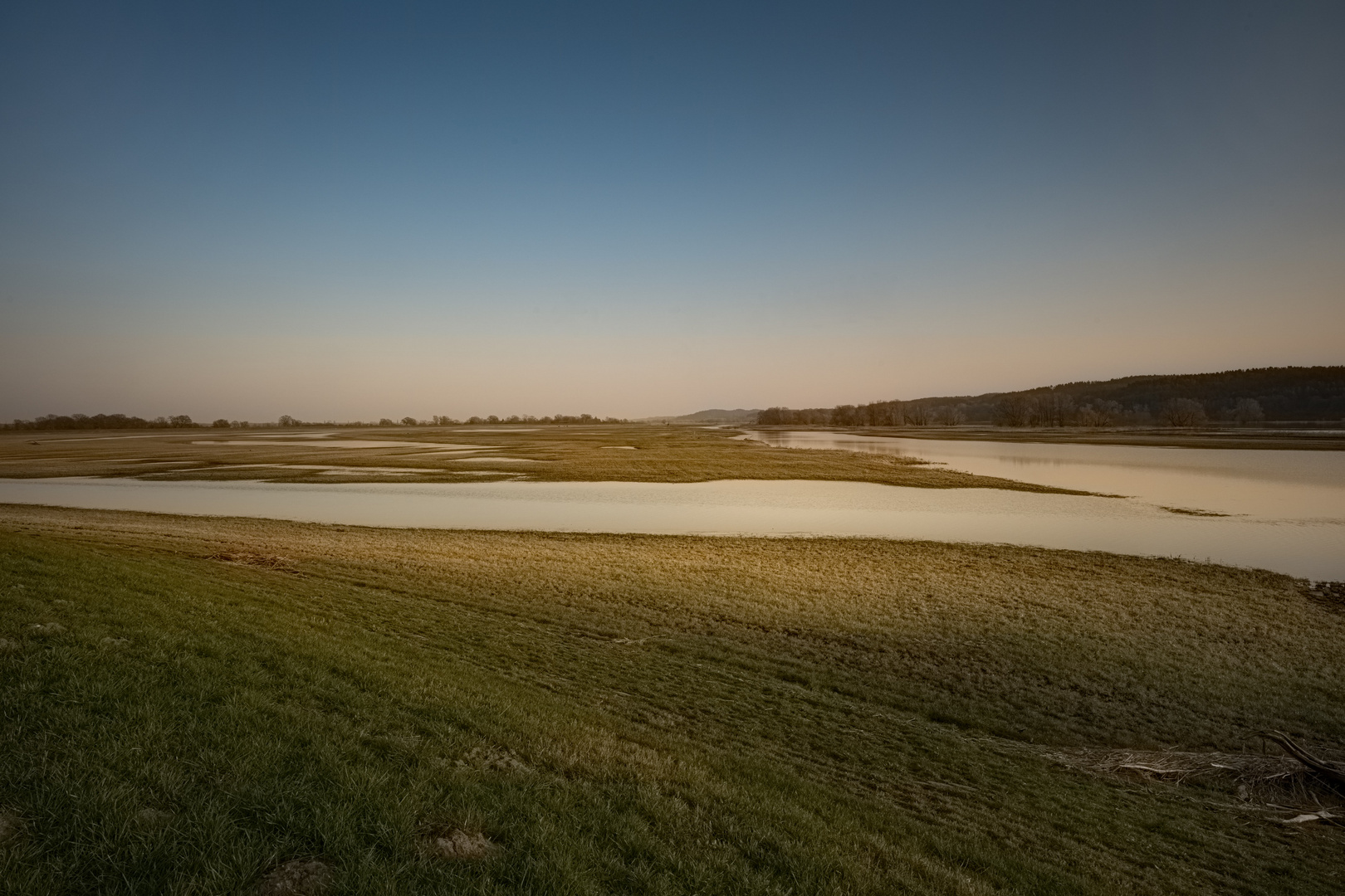 Landschaft nach der Flut