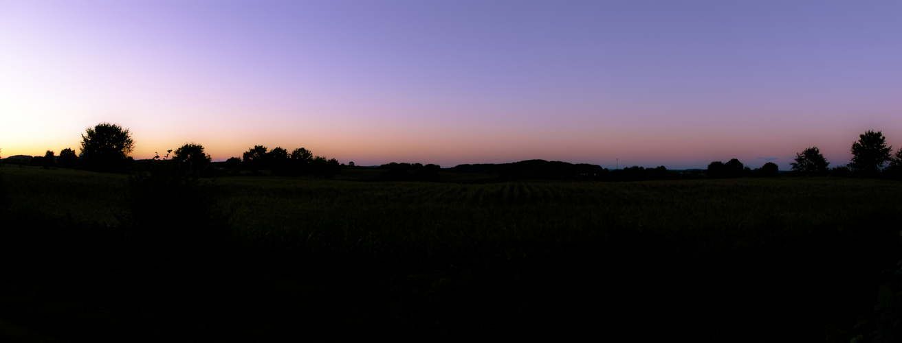 Landschaft panorama bei sonnenuntergang