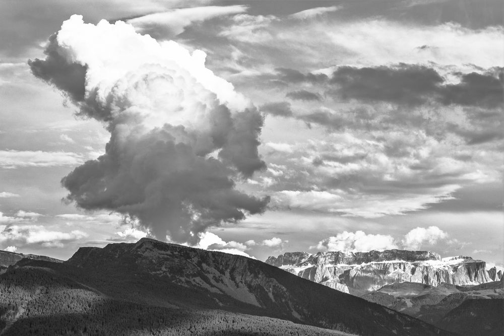 Landschaft schwarz/weiß 8 Foto & Bild | landschaft, wolken ...