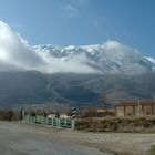 Landschaft und ein kleinstadt aus Türkei