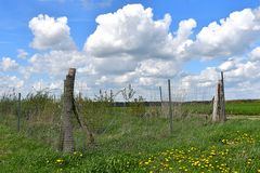 Landschaft und Wolken