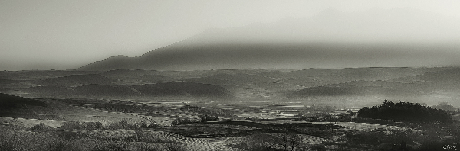 Landschaft unter Dunst