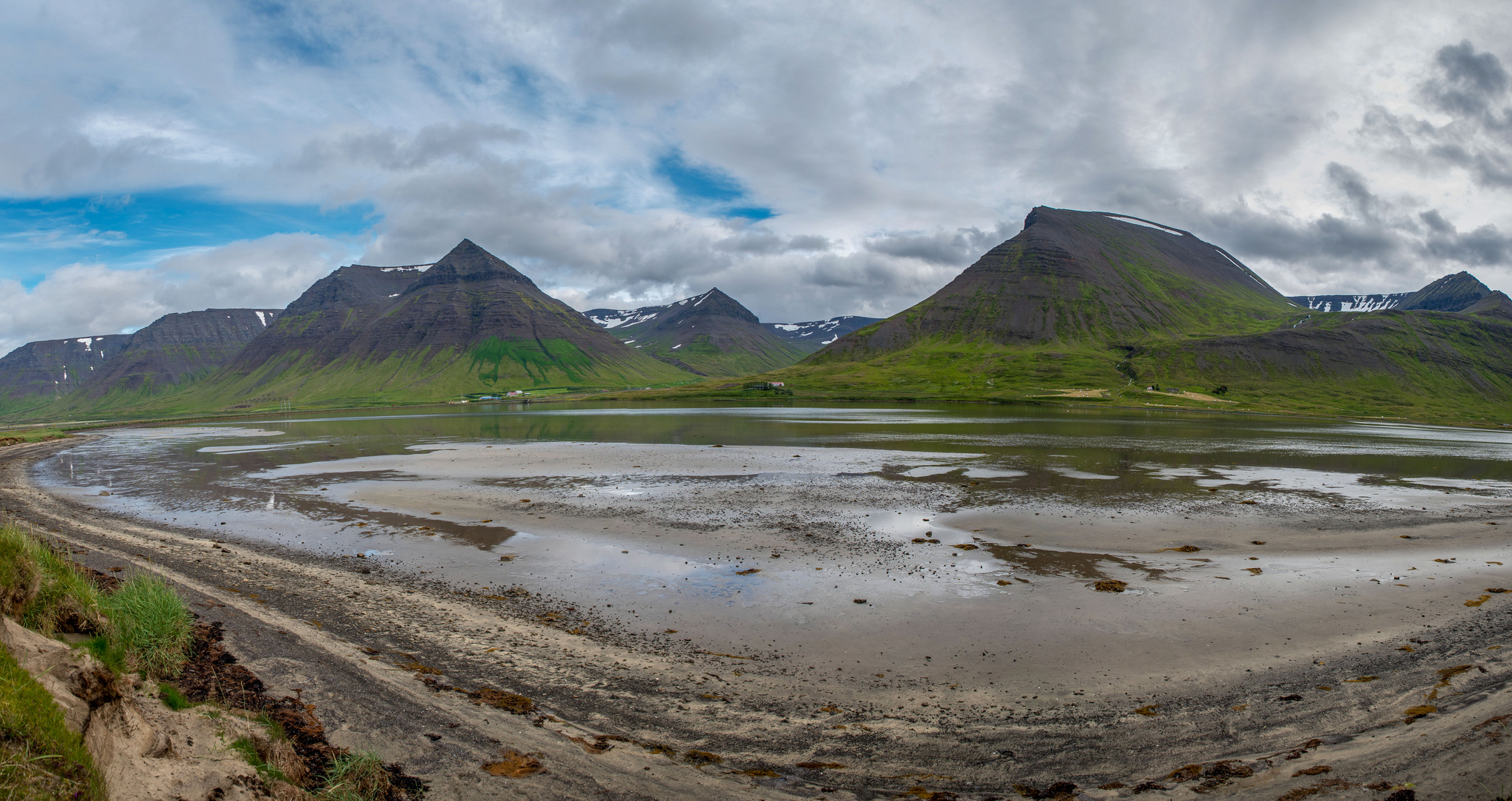 Landschaft von Dagveröardalur / Island