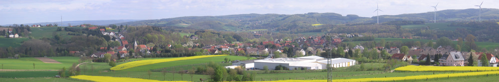 Landschaftsansicht von Almena - ein Dorf im nordlippischen Bergland