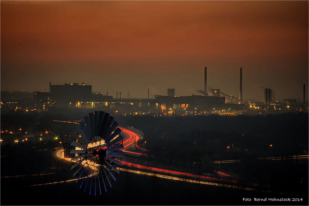 Landschaftspark Duisburg-Nord  ....  Hochofen 5  S-Kurve