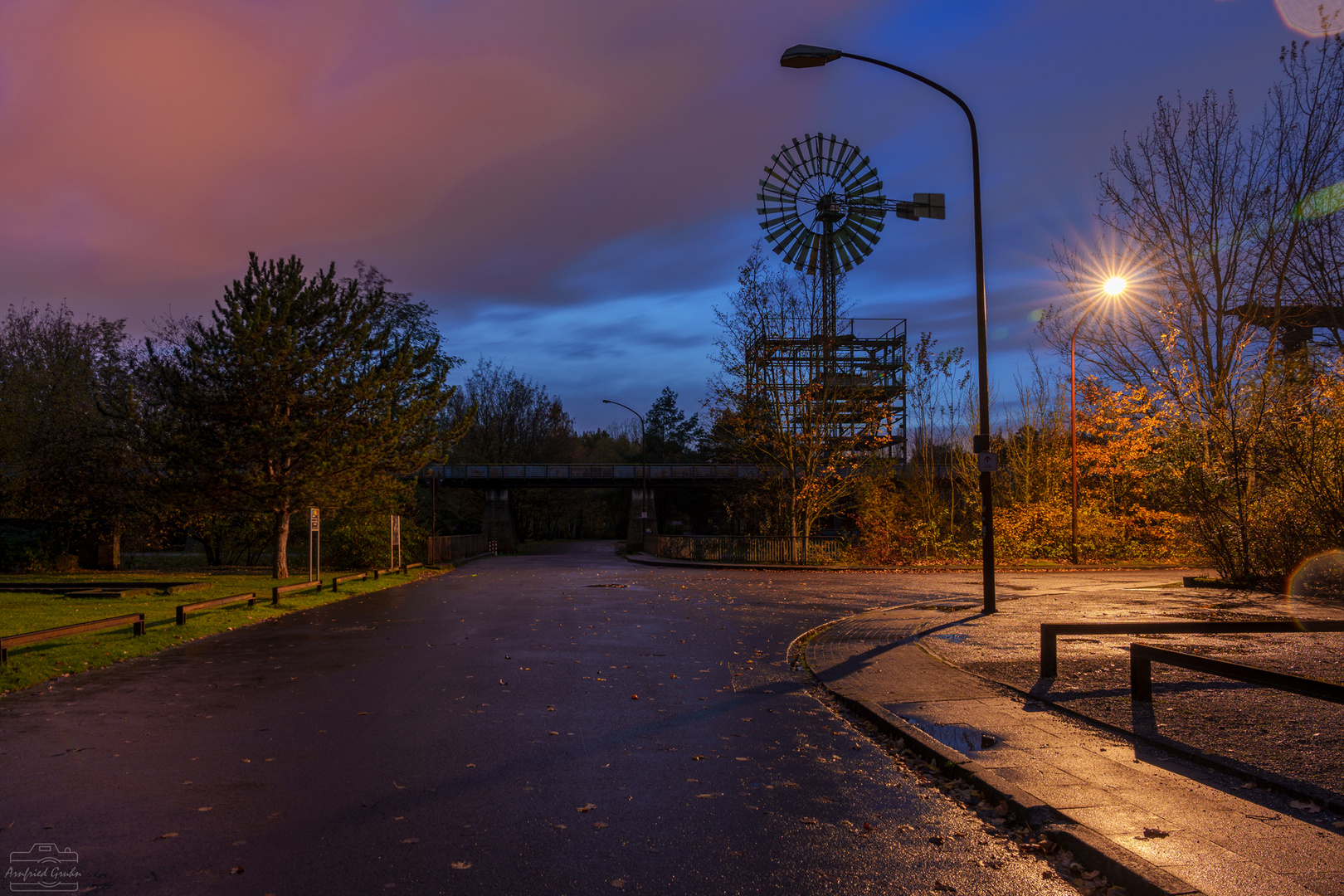 Landschaftspark Duisburg - vor dem Kühlwerk