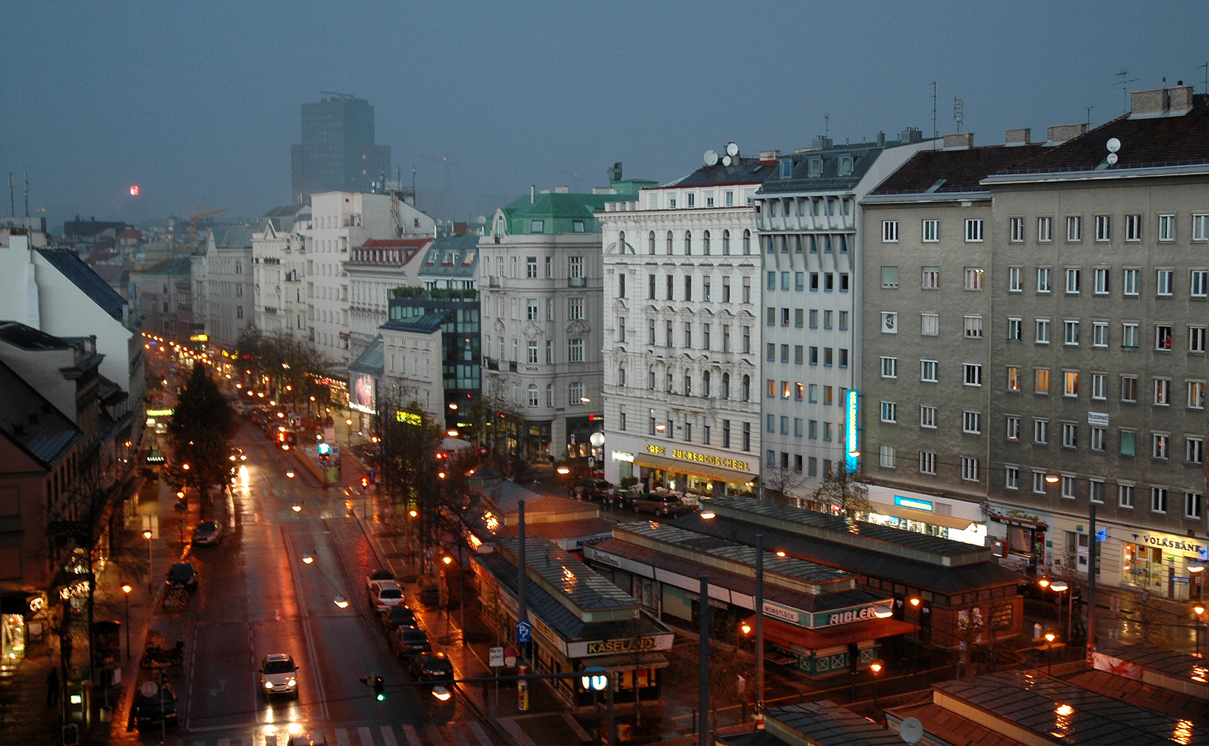 Landstrasse Abend