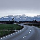 Landstraße bei Hörmating (Bayern).