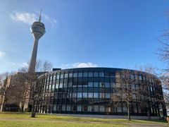 Landtag NRW und Rheinturm