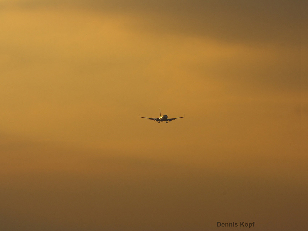 Landung bei Sonnenuntergang