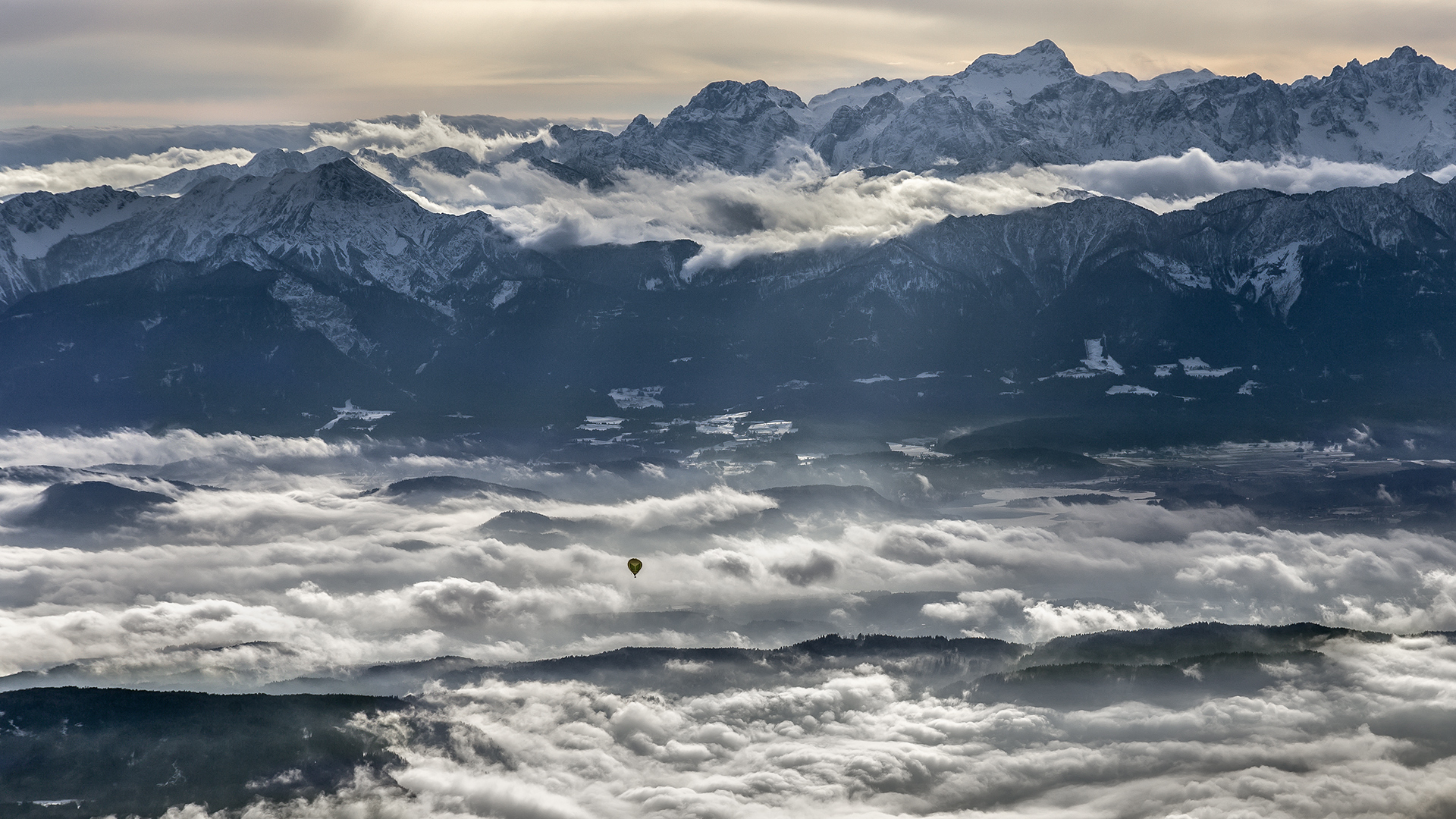 LANDUNG IM NEBELMEER