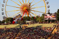 Landung im Olympiastadion