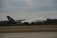 Landung UPS 747 in Köln