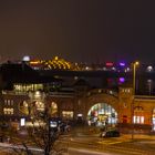 Landungsbrücken bei Nacht und Nebel