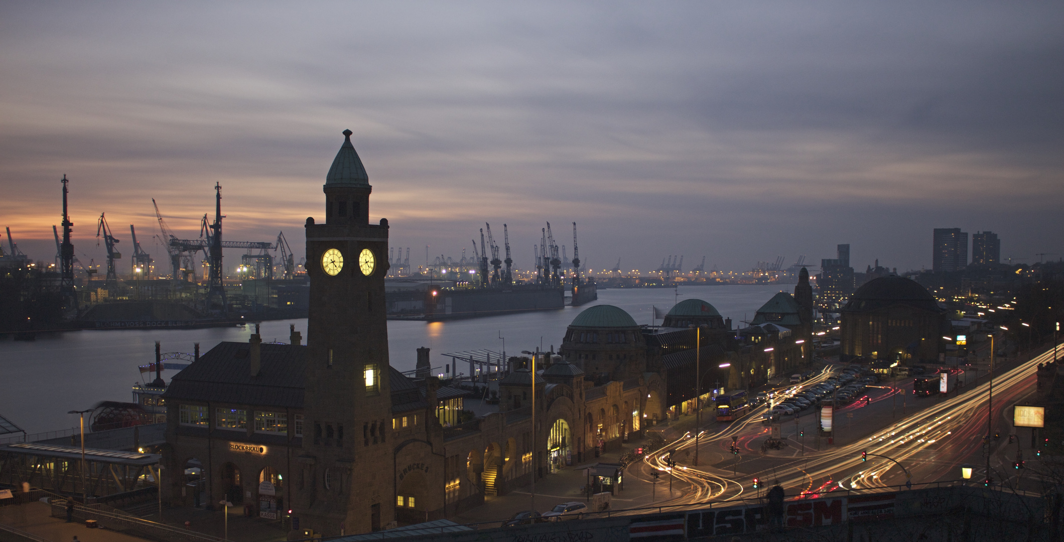 Landungsbrücken Hamburg