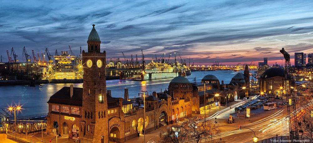 Landungsbrücken Hamburg Foto & Bild | architektur ...