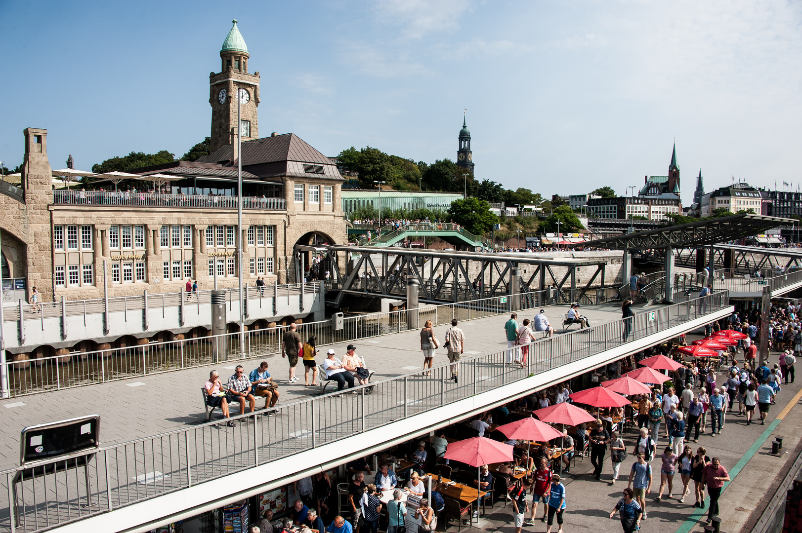 Landungsbrücken Hamburg