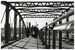 Landungsbrücken im Hamburger Hafen