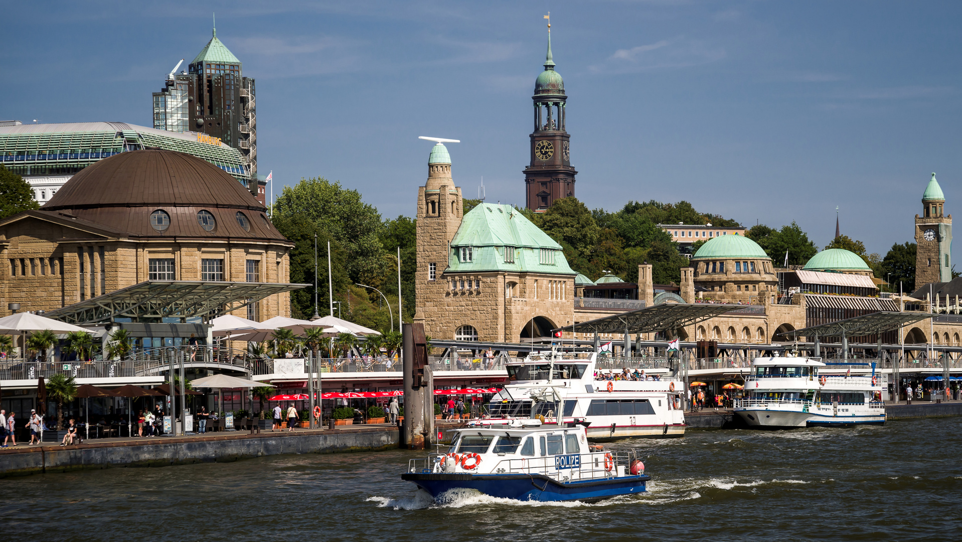 Landungsbrücken Traffic