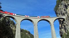 Landwasserviadukt und Glacierexpress