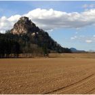 Landwirtschaftliche Arbeitsspuren ...