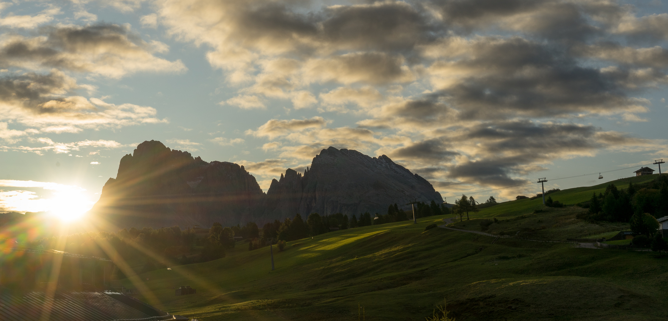 Lang- und Plattkofel bei Sonnenaufgang