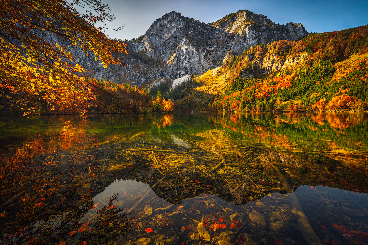 Langbathsee Herbstspiegelung