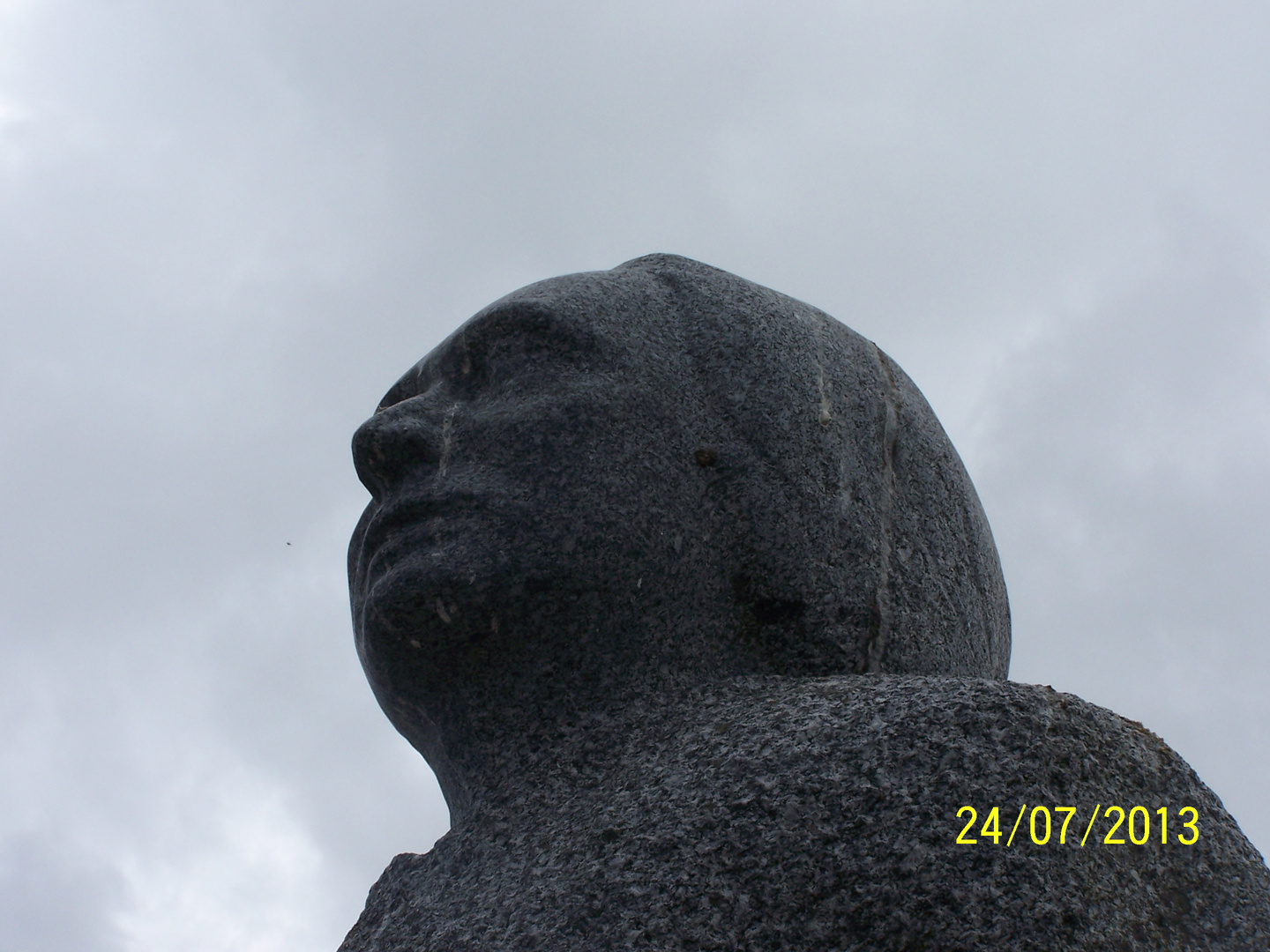 L'ange face au phare de l'île Vierge (Plouguerneau 29)