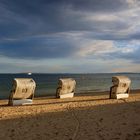 lange Schatten am Strand von Klink