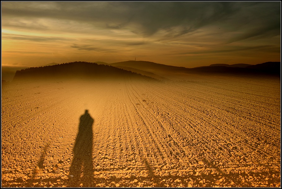 lange schatten .... von Veronika Pinke