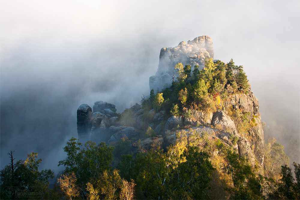 Langes Horn im Morgennebel