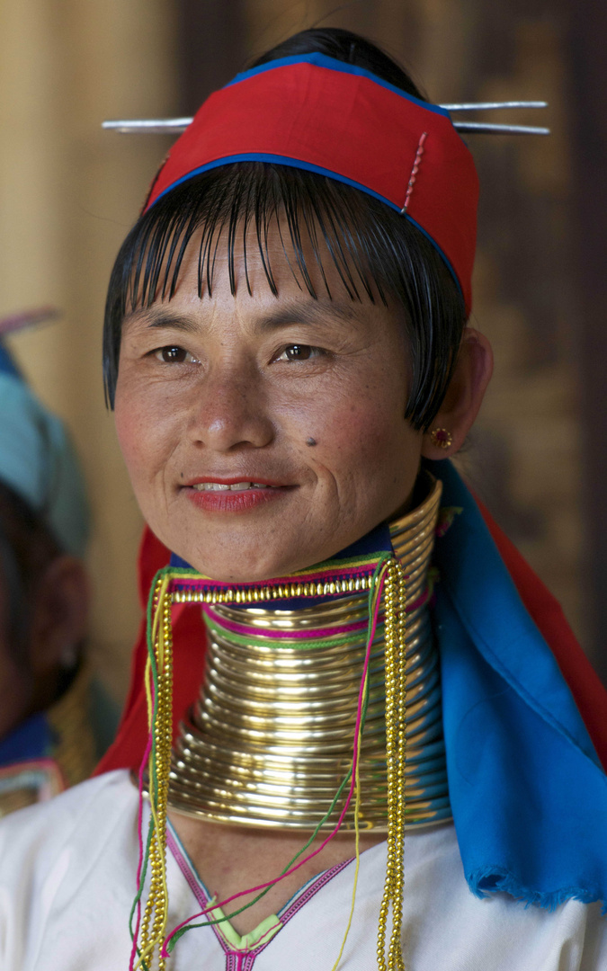 Langhals-Frau (o. Giraffenhalsfrau) - Inle Lake, Myanmar