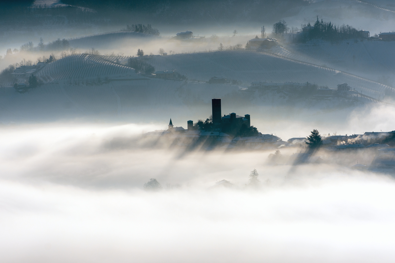 langhe nella nebbia