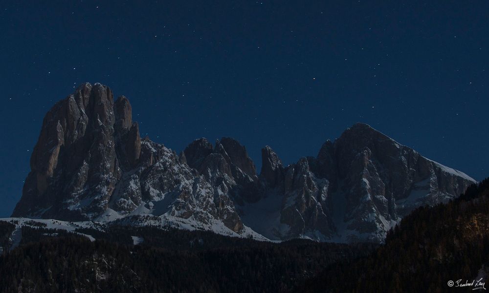 Langkofel bei Vollmond