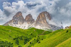 Langkofel in Wolken