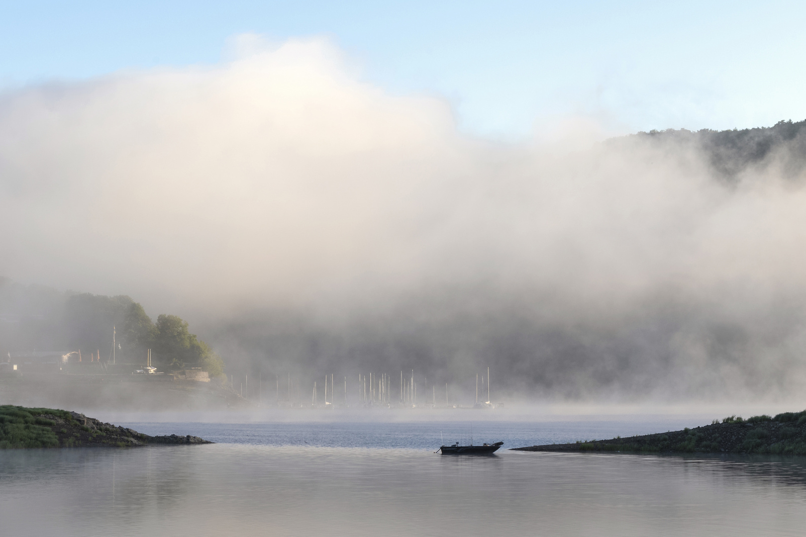 Langsam geht der Nebel