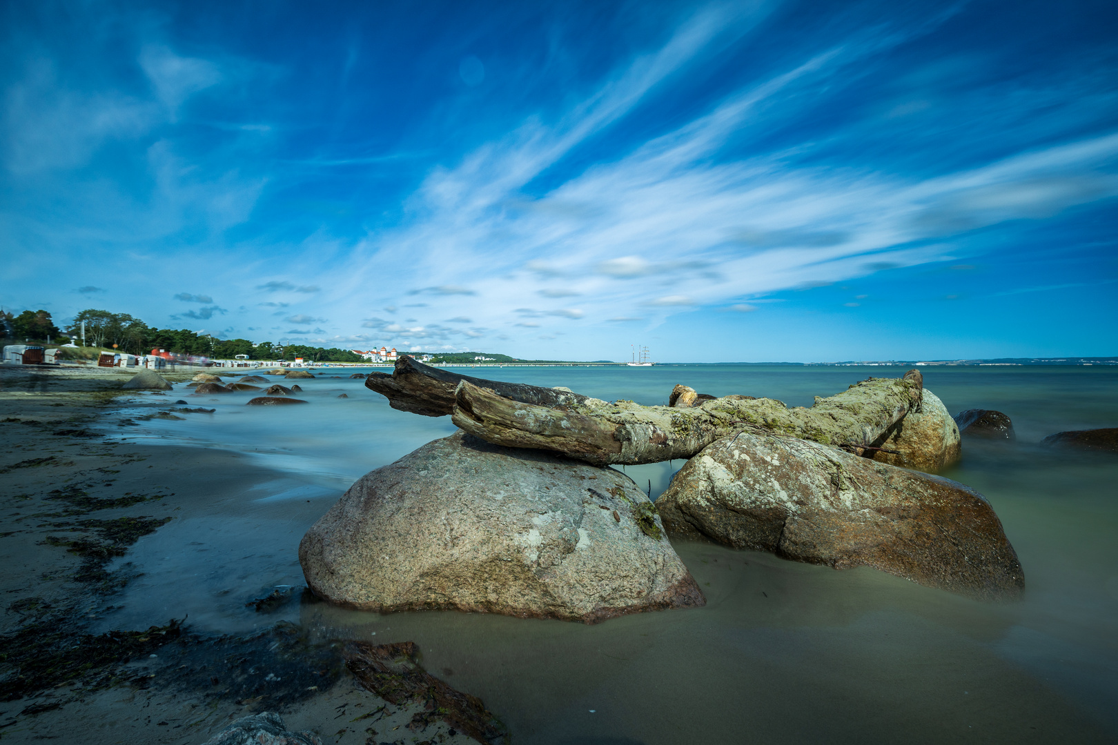 Langzeitbelichtung am Meer 