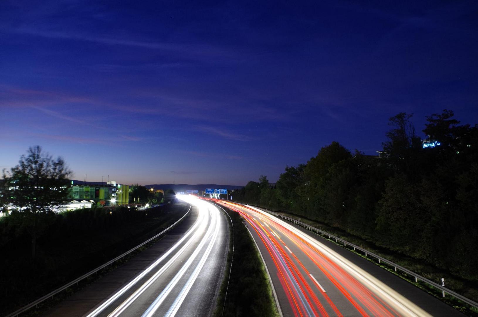 Langzeitbelichtung Autobahn