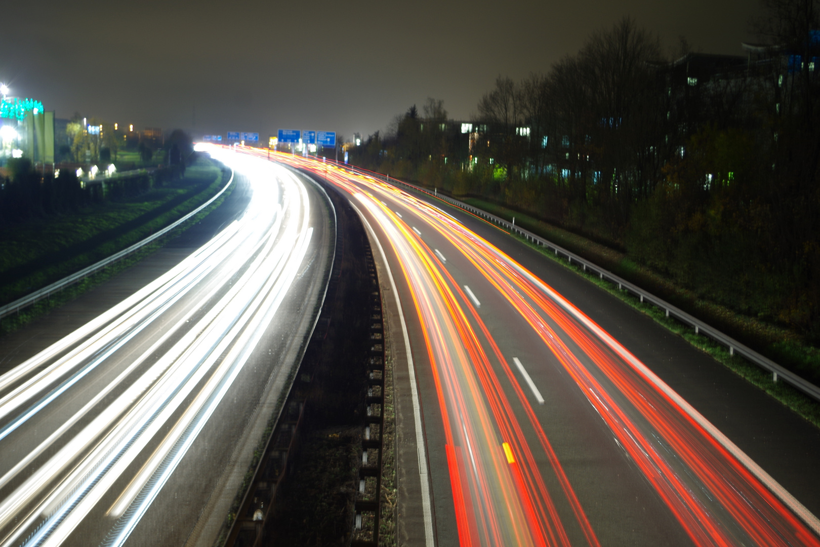 Langzeitbelichtung Autobahn